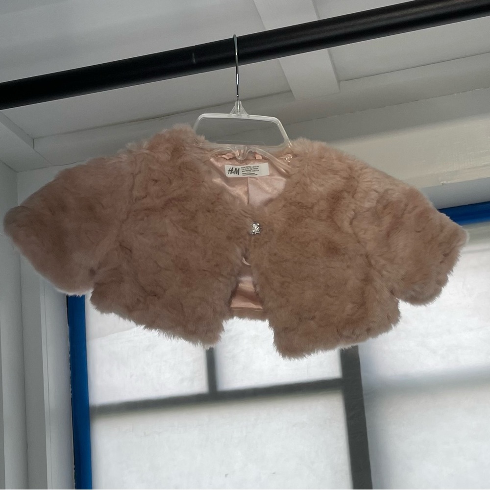 H&M Faux Fur Cropped Jacket - Picture 2 of 6